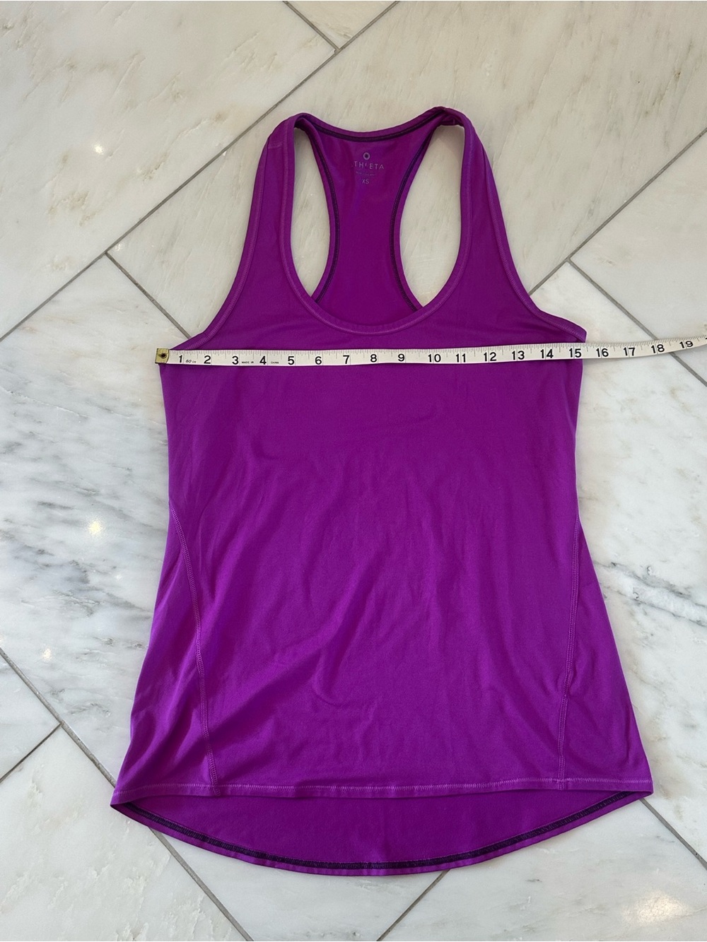 Athleta chi tank hi-low hemline - Picture 7 of 11